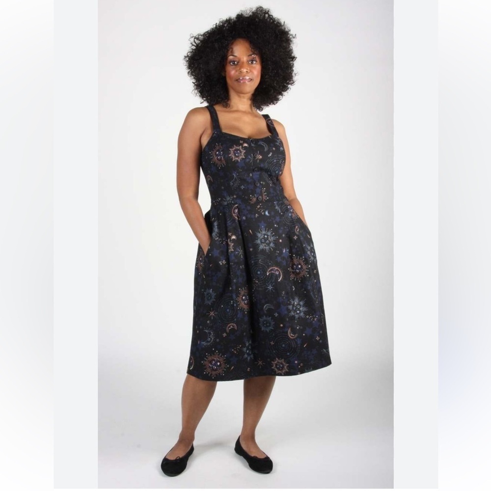 Modcloth Retrolicious Celestial Hello Moon Midi D… - image 2